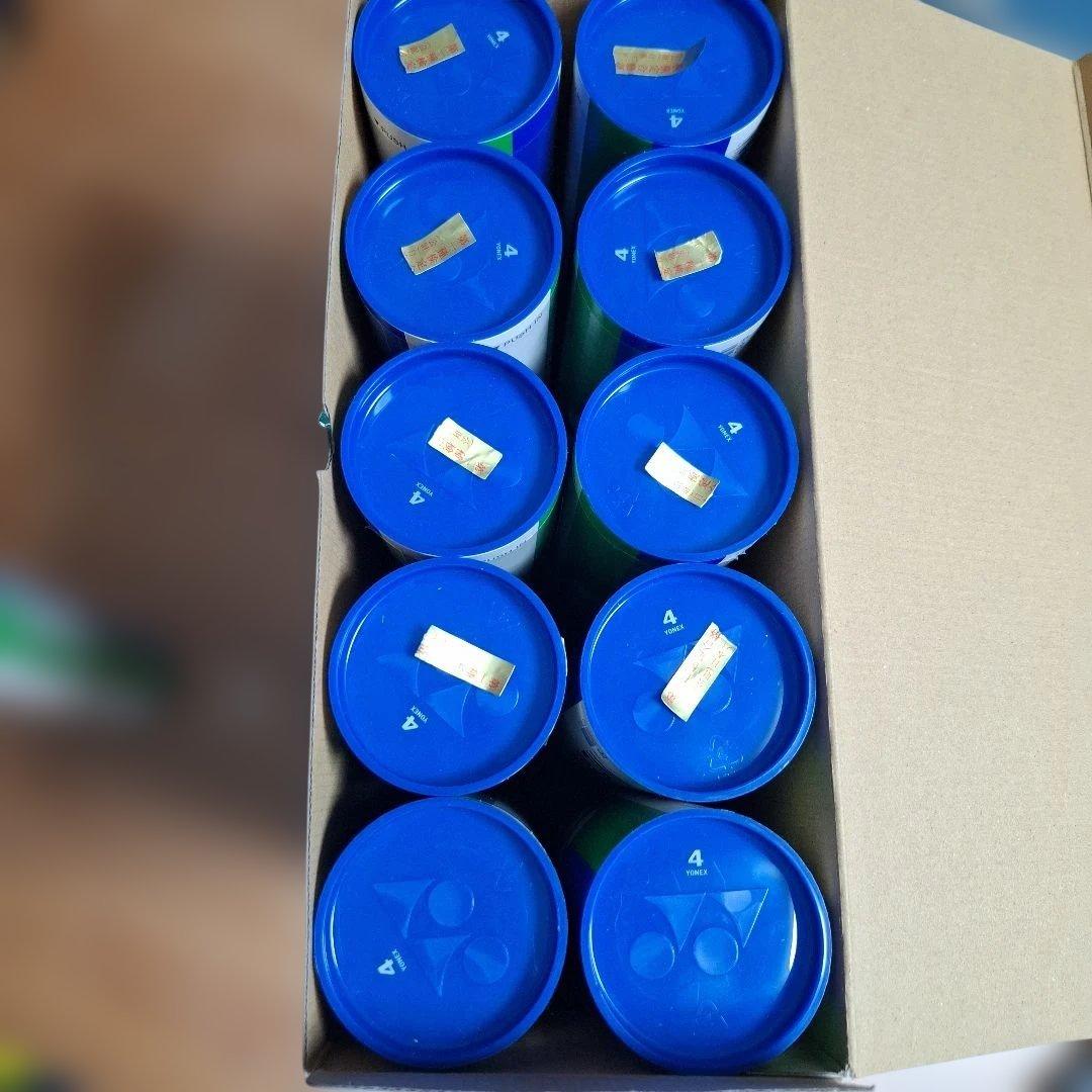 YONEX 美品セミシャトル ニューオフィシャル1箱４番手
