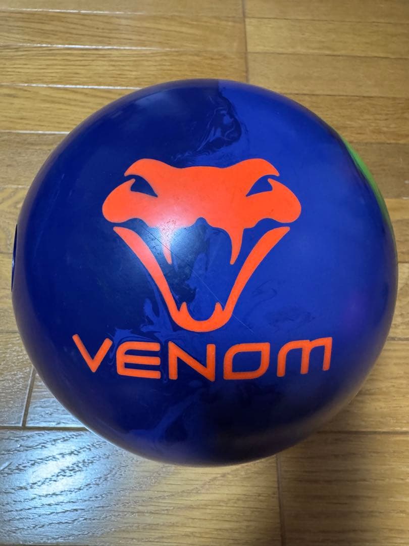 ベノム　EXJ 15ポンド　ボウリングボール