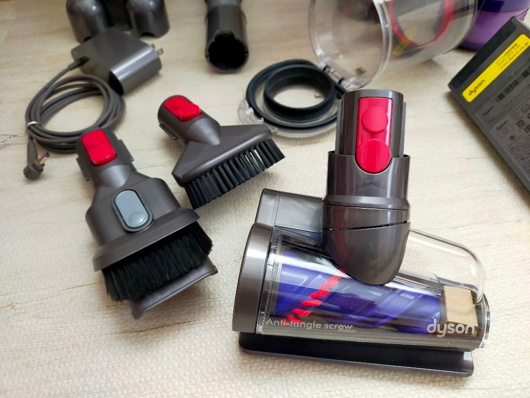 ダイソン V12 Detect（SV30）【分解洗浄】BT✕2個、フィルター✕2