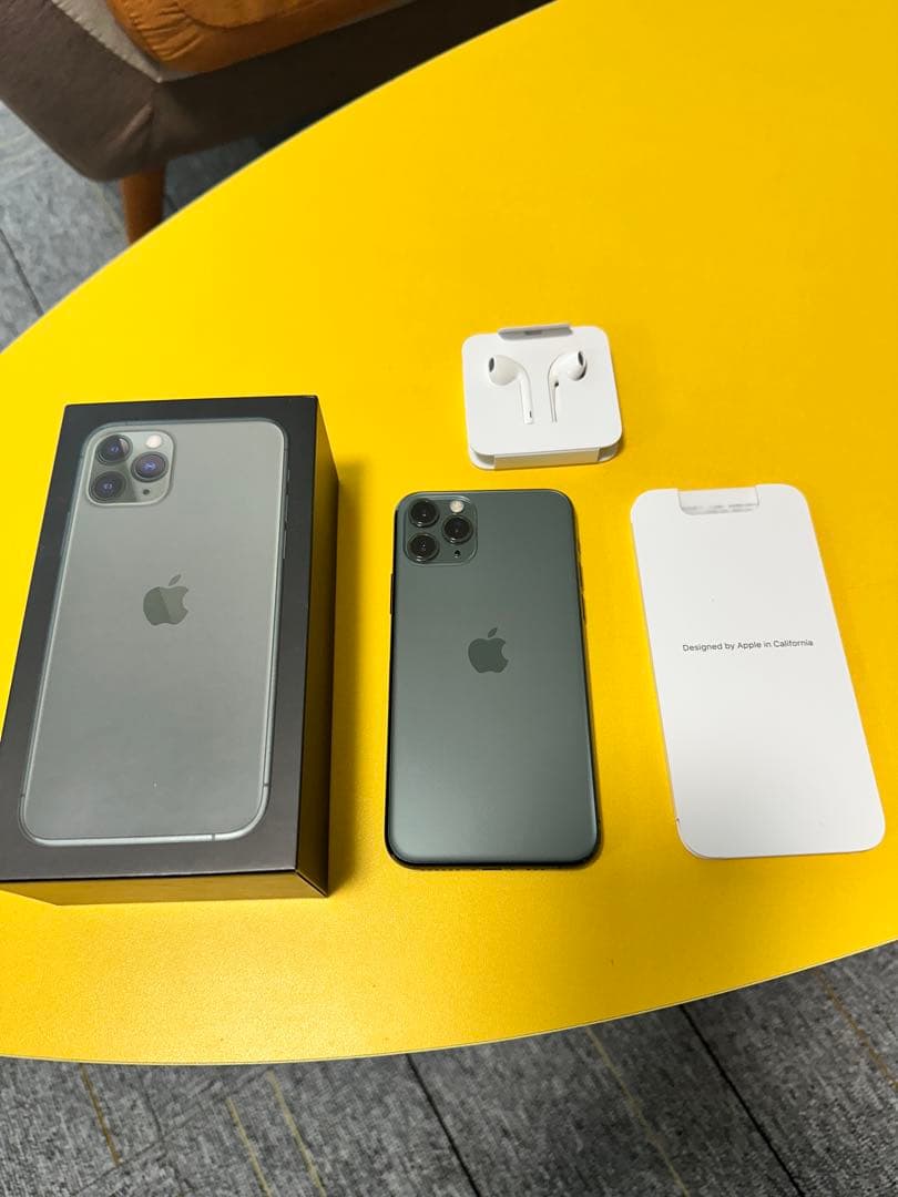 Apple iPhone 11 Pro ミッドナイトグリーン 本体