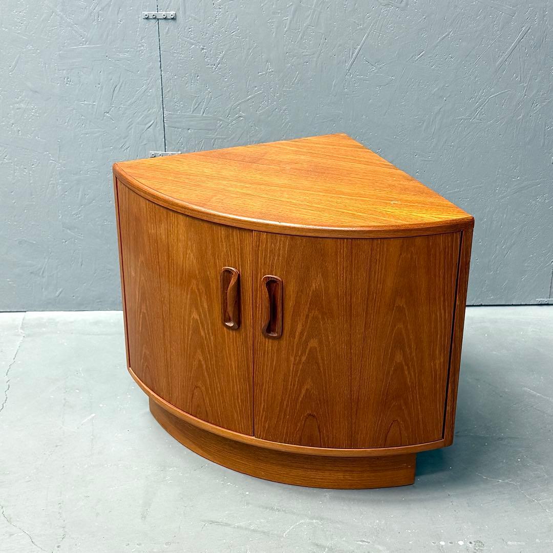 G-PLAN(ジープラン) / Frsco フレスコ コーナーキャビネット