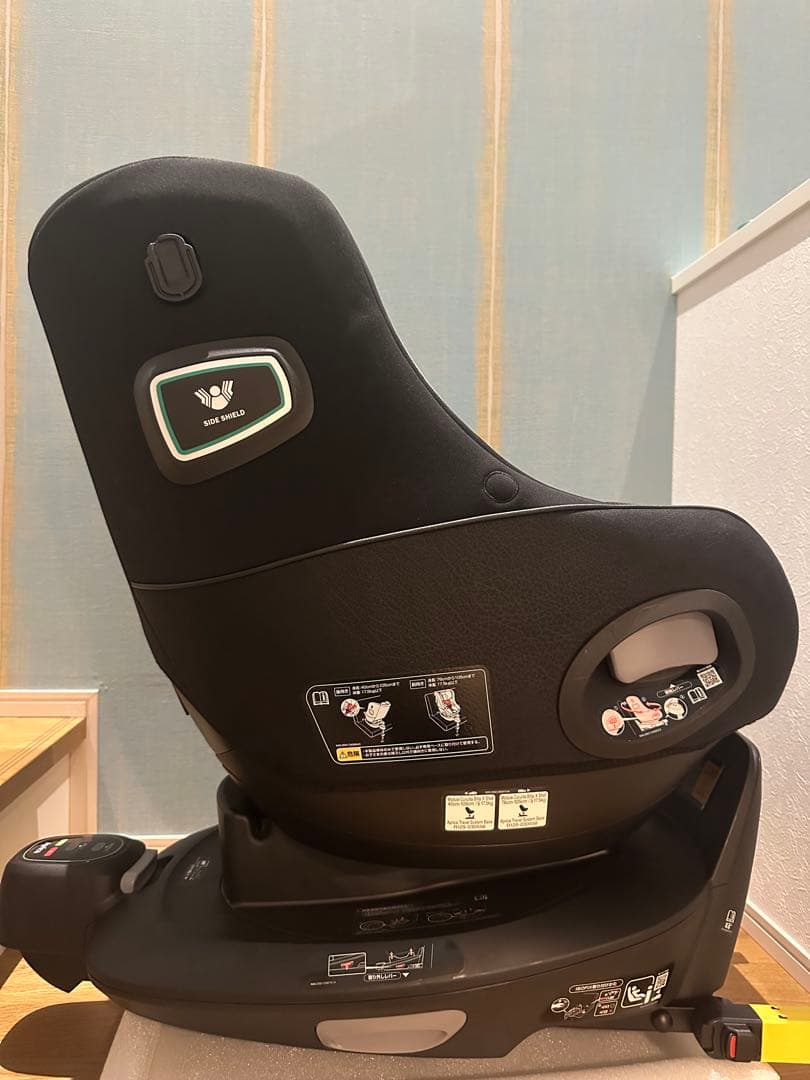 【極美品】Aprica アップリカ チャイルドシート クルリラビッテ エックス