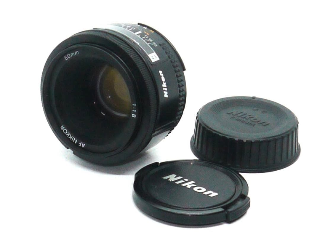 ★極上品★ Nikon AF NIKKOR 50mm F1.8 前後キャップ付属
