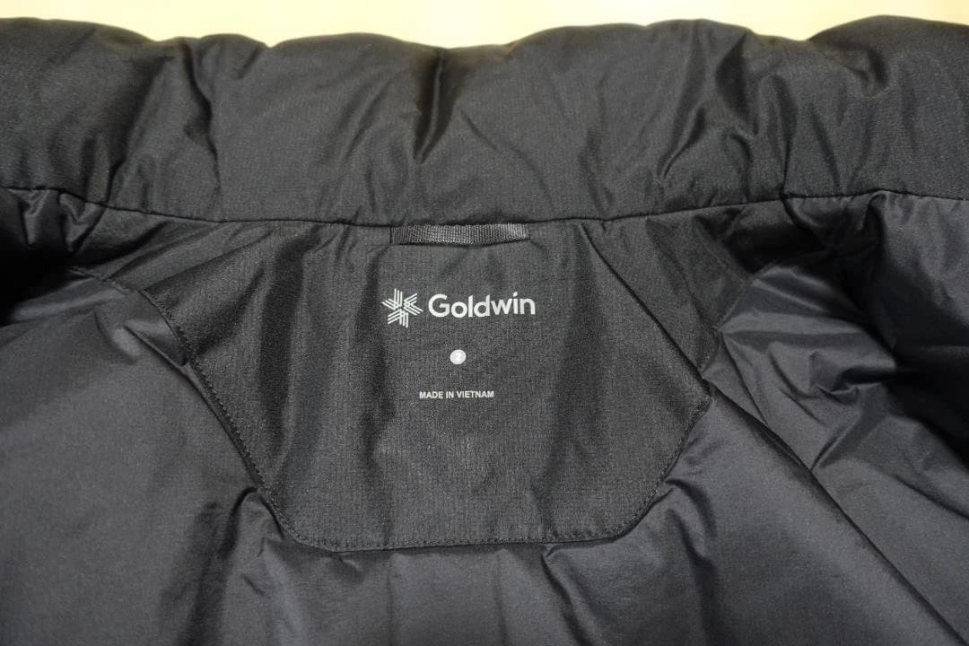 ゴールドウィン　ウインドストッパーパフィージャケット