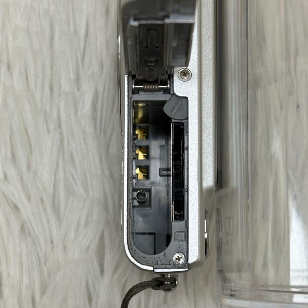 CASIO カメラ　EX-Z1050 充電器　シルバー コンデジ　動作品