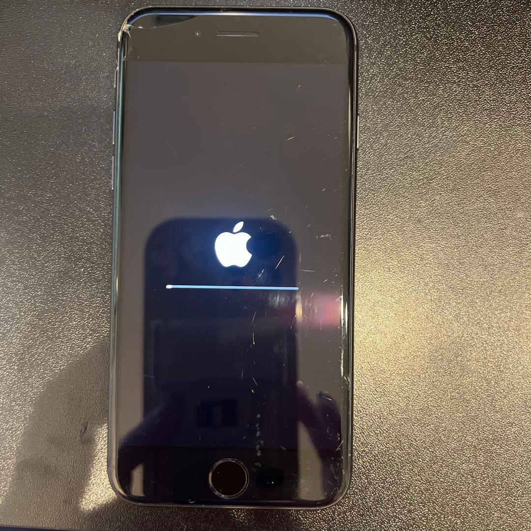 Apple iPhone8 スペースグレイ 本体