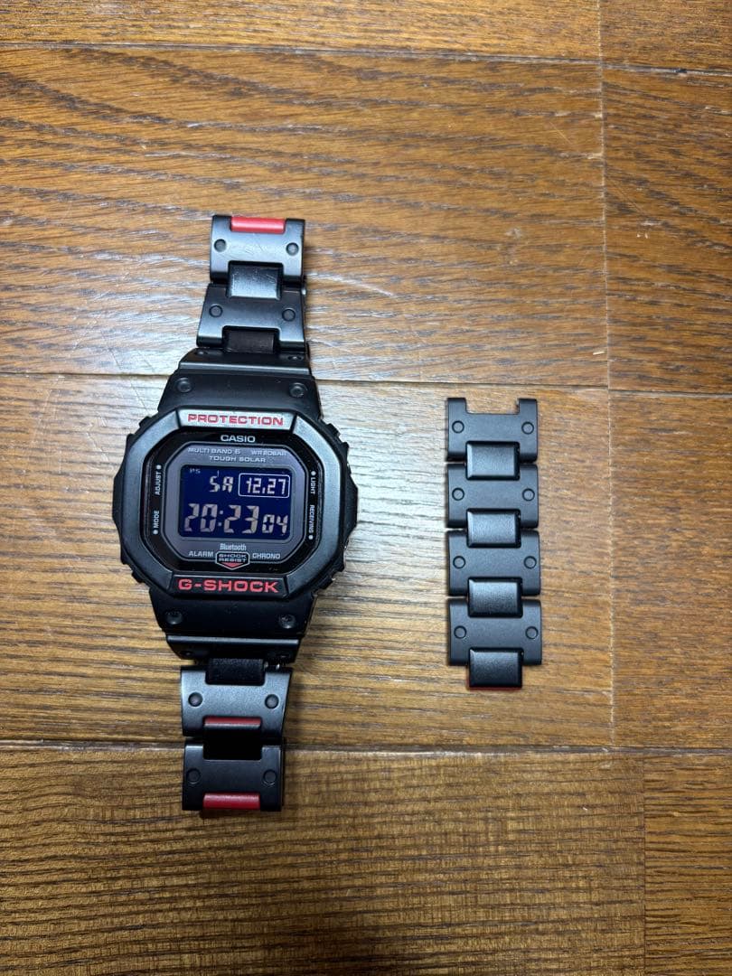 CASIO G-SHOCK GW-B5600HR-1JF 電波ソーラー