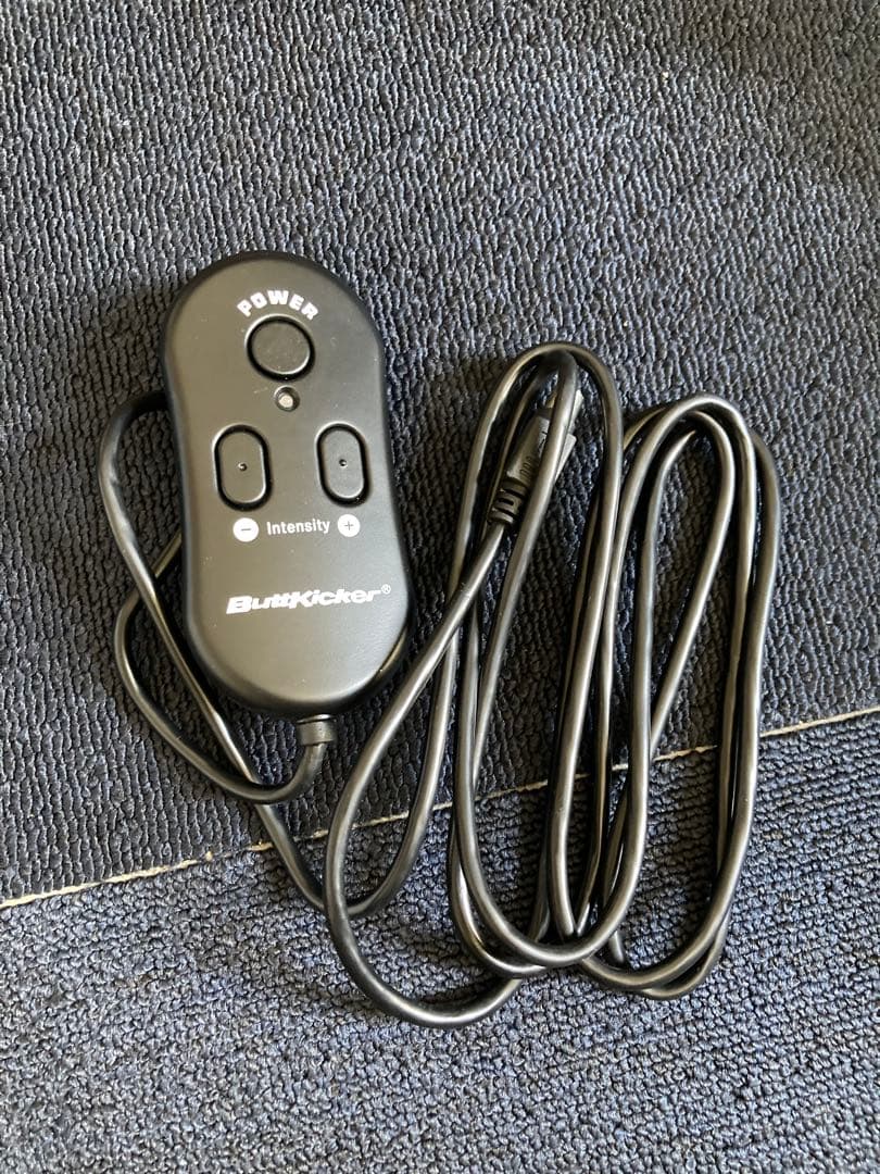 【中古】ButtKicker Gamer2サウンド連動型 振動デバイス