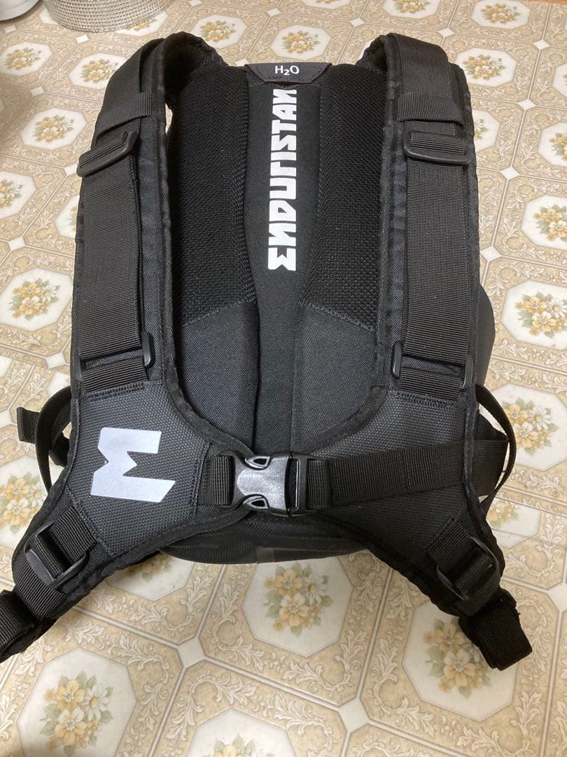エンデュリスタン　ハリケーン バックパック　15L