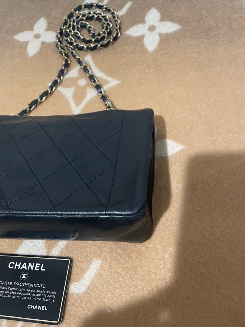 美品シャネル ラムスキン　ショルダーバッグ