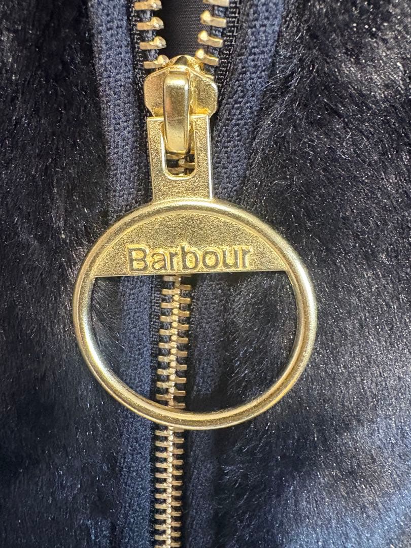 Barbour ファーベスト 黒