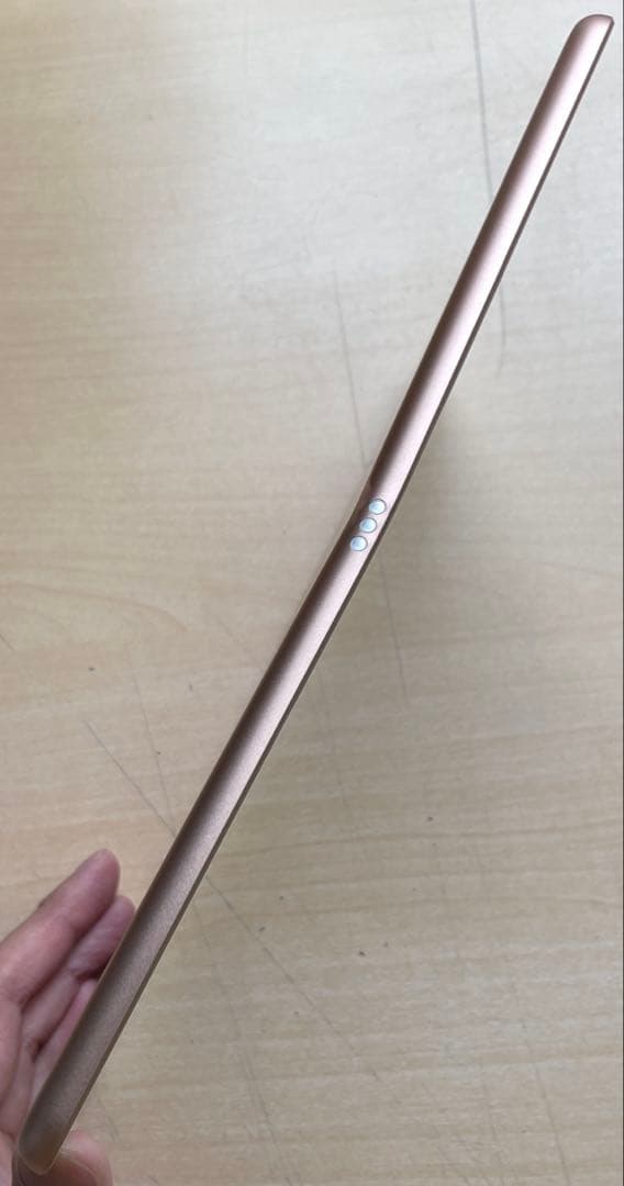 iPad 第7世代　A2197 Wi-Fiモデル　ゴールド　128GB 美品#5