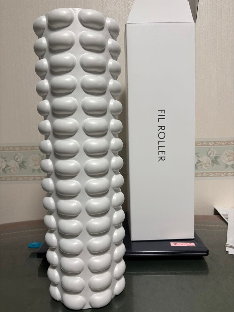 美品　FIL ROLLER 筋膜ローラー ホワイト