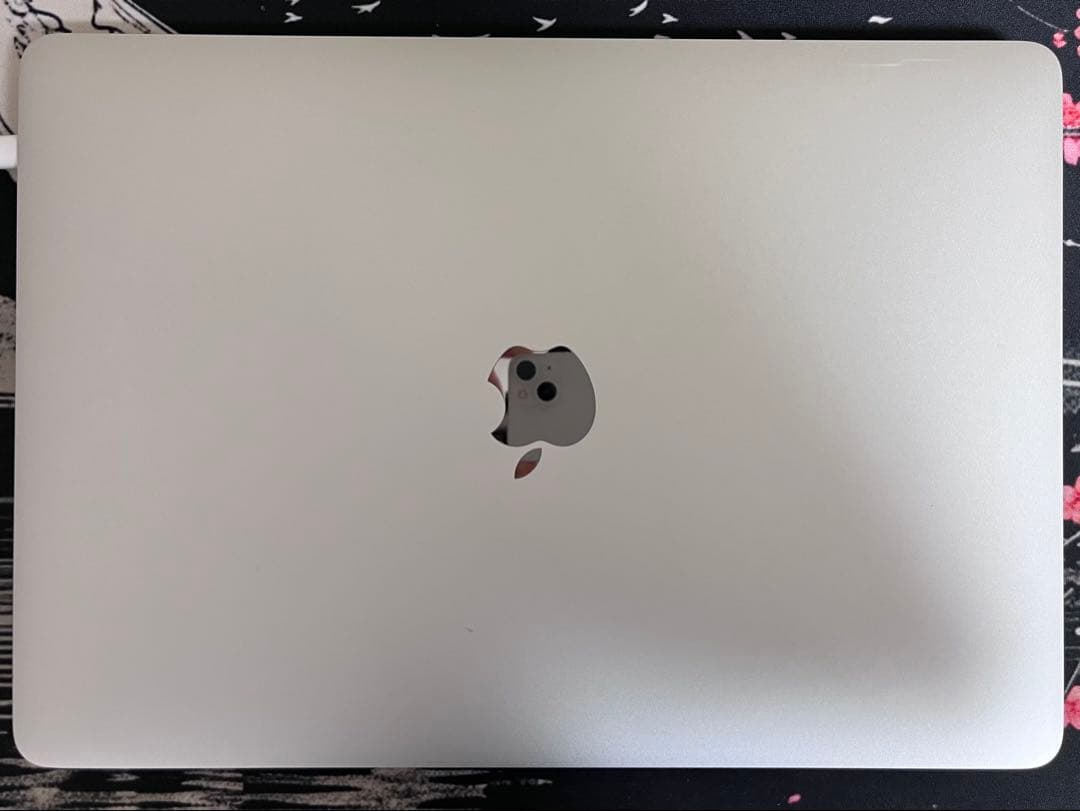MacBook Pro 2018 13インチ 8GB / 256GB