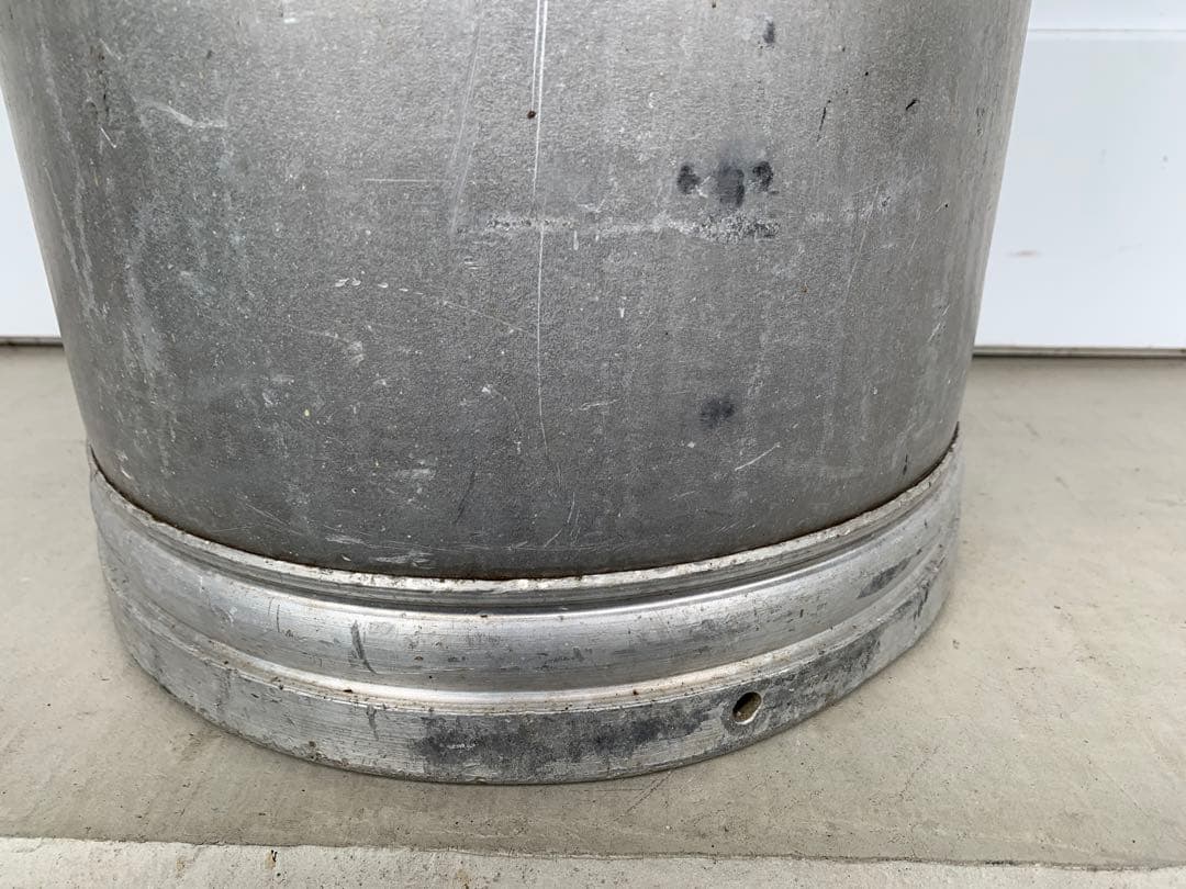 ミキオ様　アンティーク　ミルク缶　ミルクポット　蓋付　古道具