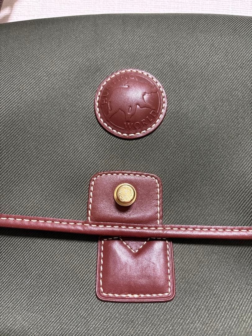 HUNTING WORLD オリーブグリーン ショルダーバック　即購入歓迎