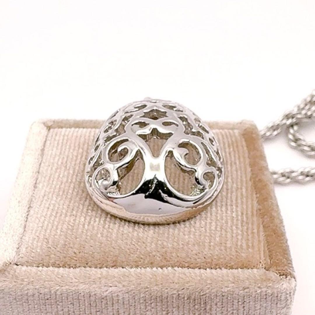 ⭐️SALE⭐ イヴサンローラン　ネックレス　アールレローダ　アラベスク　ドロップ