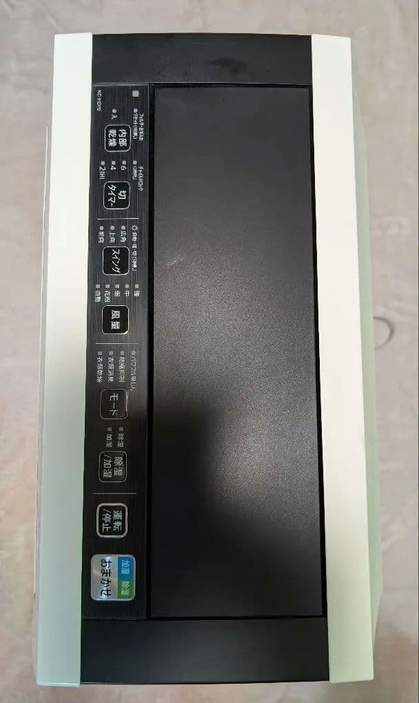 29〜32畳　SHARP 除加湿空気清浄機　2019年式 KC-HD70-W