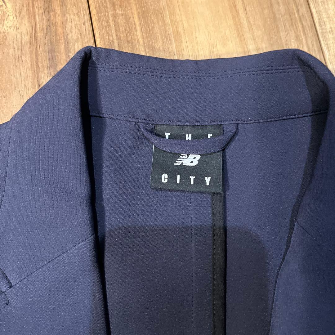 いっさ☆ new balance the city ジャケット　M