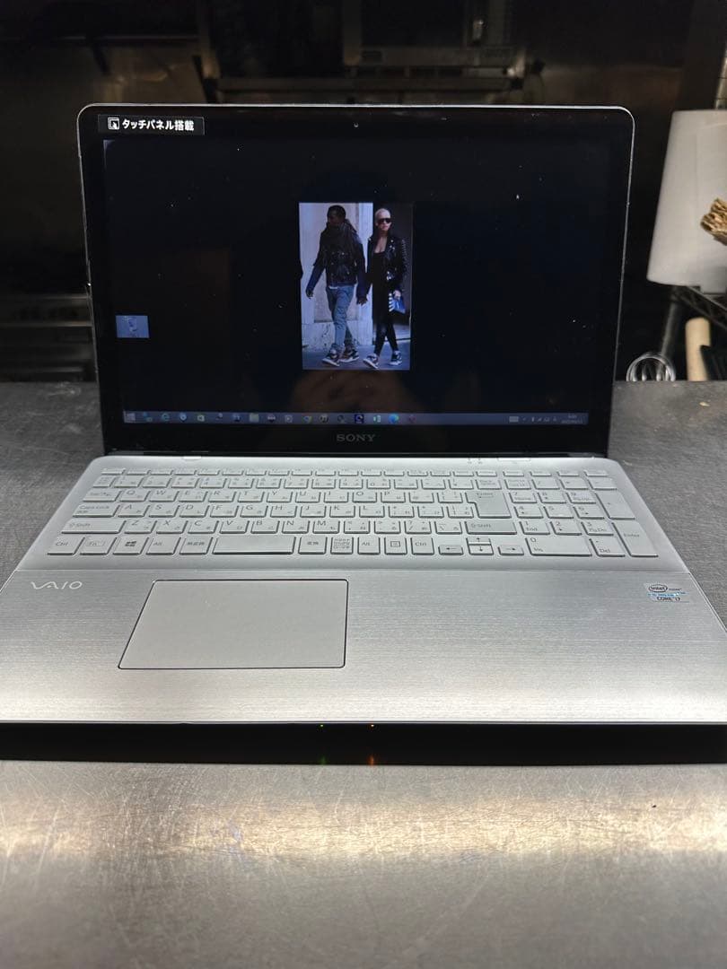 美品SONY VAIO シルバー ノートPC Windows8.1