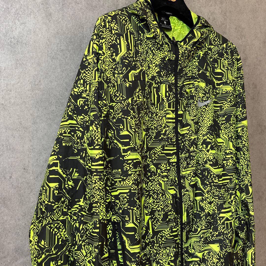 【極美品】ナイキ NIKE SHIELD ランニングジャケット デジタルカモ