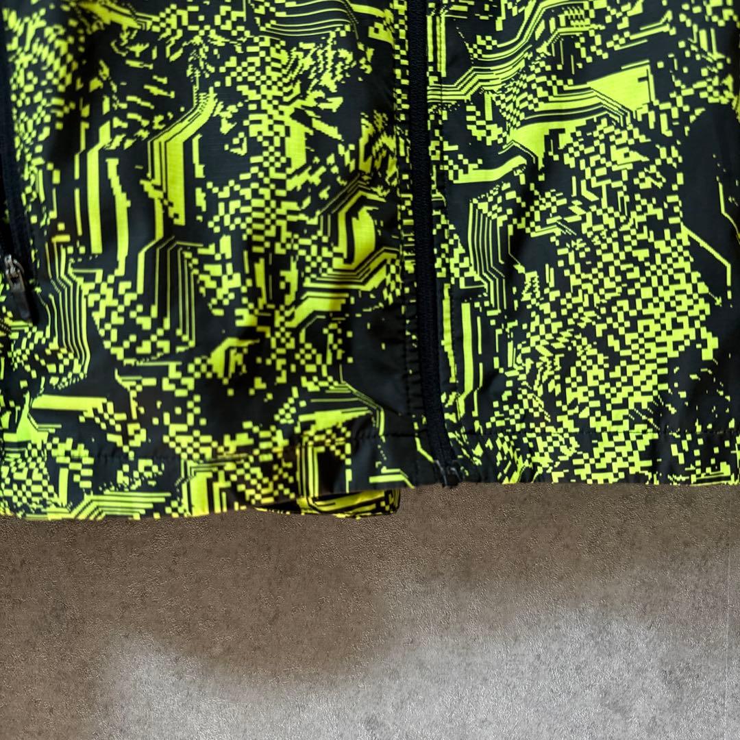 【極美品】ナイキ NIKE SHIELD ランニングジャケット デジタルカモ