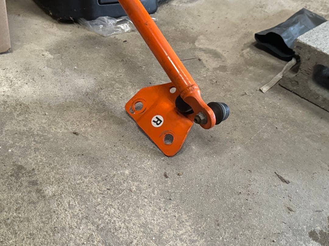 【らん】 ハイエース200系スーパーロングユーアイビークル製 リアスタビ