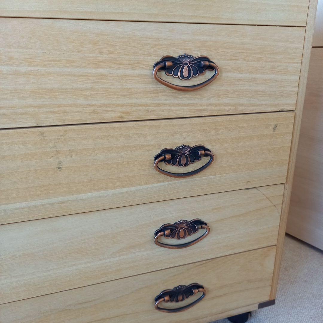 桐ダンス　キャスター付き