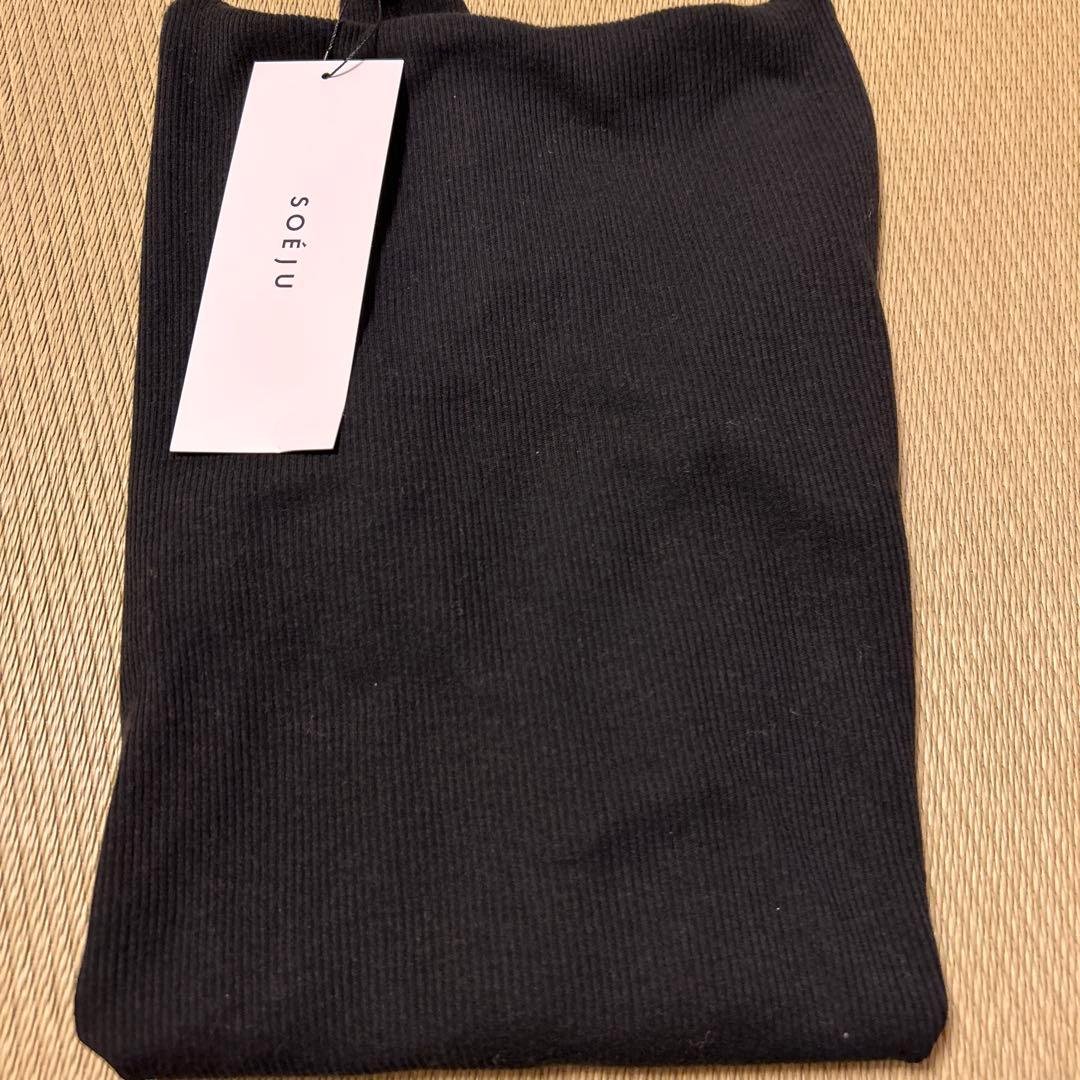 ソージュ soeju 新品未使用 カシミア混　タートルネックカットソー　L
