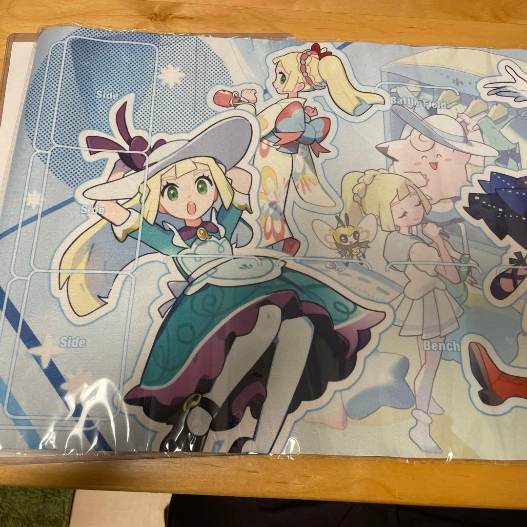 新品未開封 ポケマスEX プレイマット リーリエ おしゃれを楽しむリーリエ