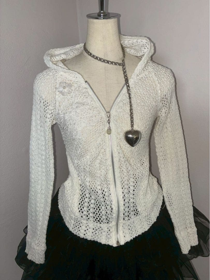 レアデザイン❤︎LIZLISA鍵網み蝶々パールフラワージップパーカー甘めフェアリー