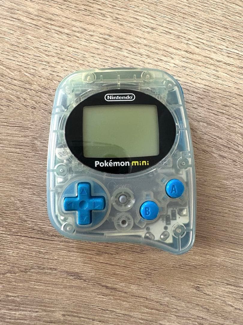 任天堂　ポケモンミニ　本体＆ソフト4点