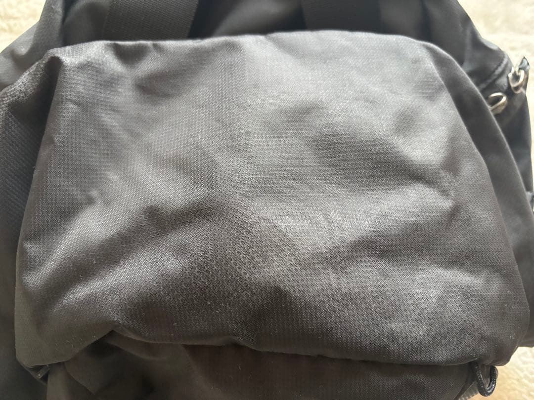 美品　アークテリクス　ヒリアド15