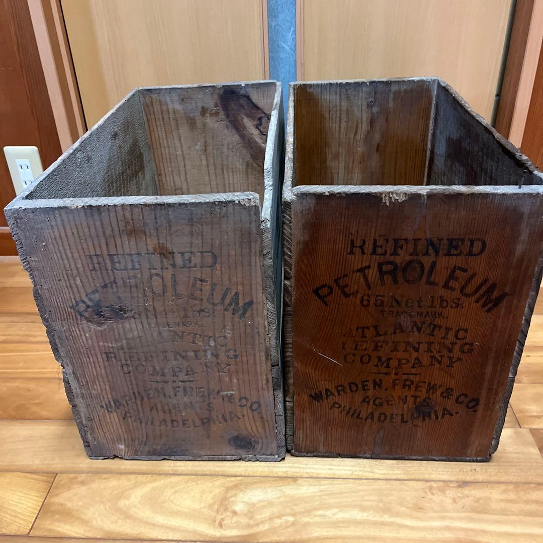 アメリカの古い石油会社のロゴ入り　木箱2個