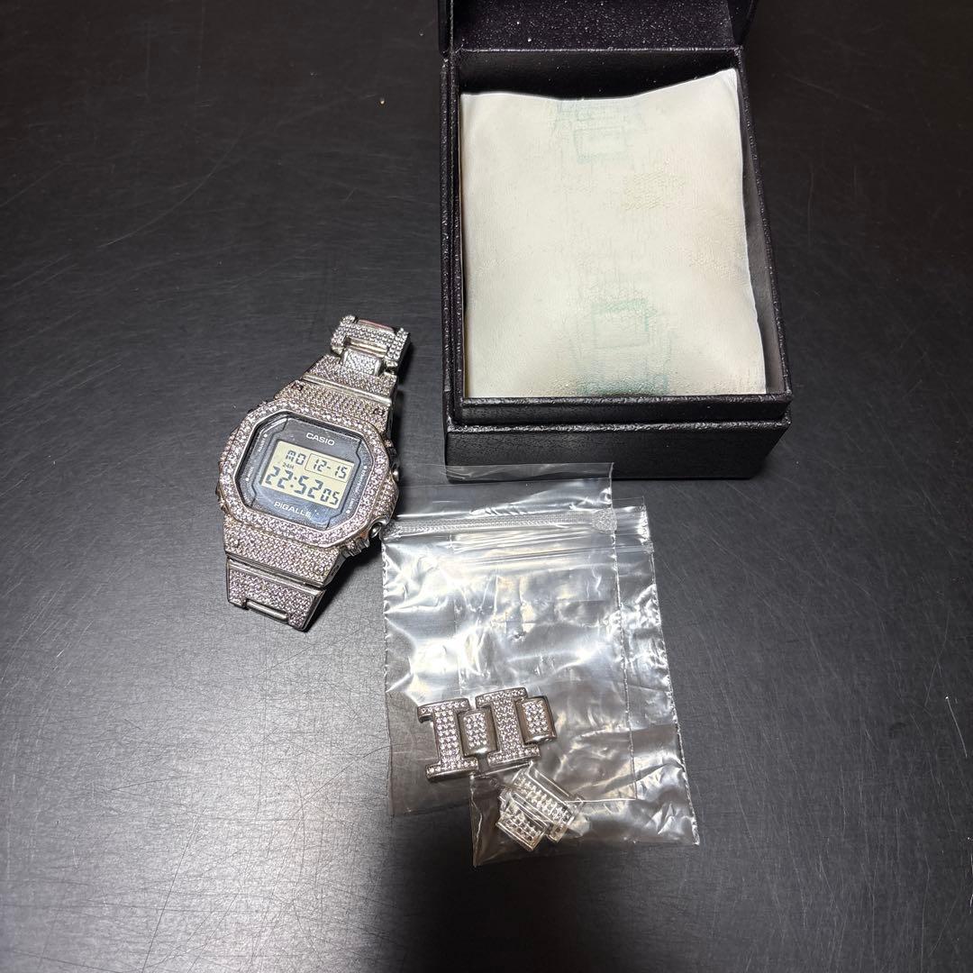 CASIO G-SHOCK PIGALLE スワロダイヤカスタム デジタル腕時計
