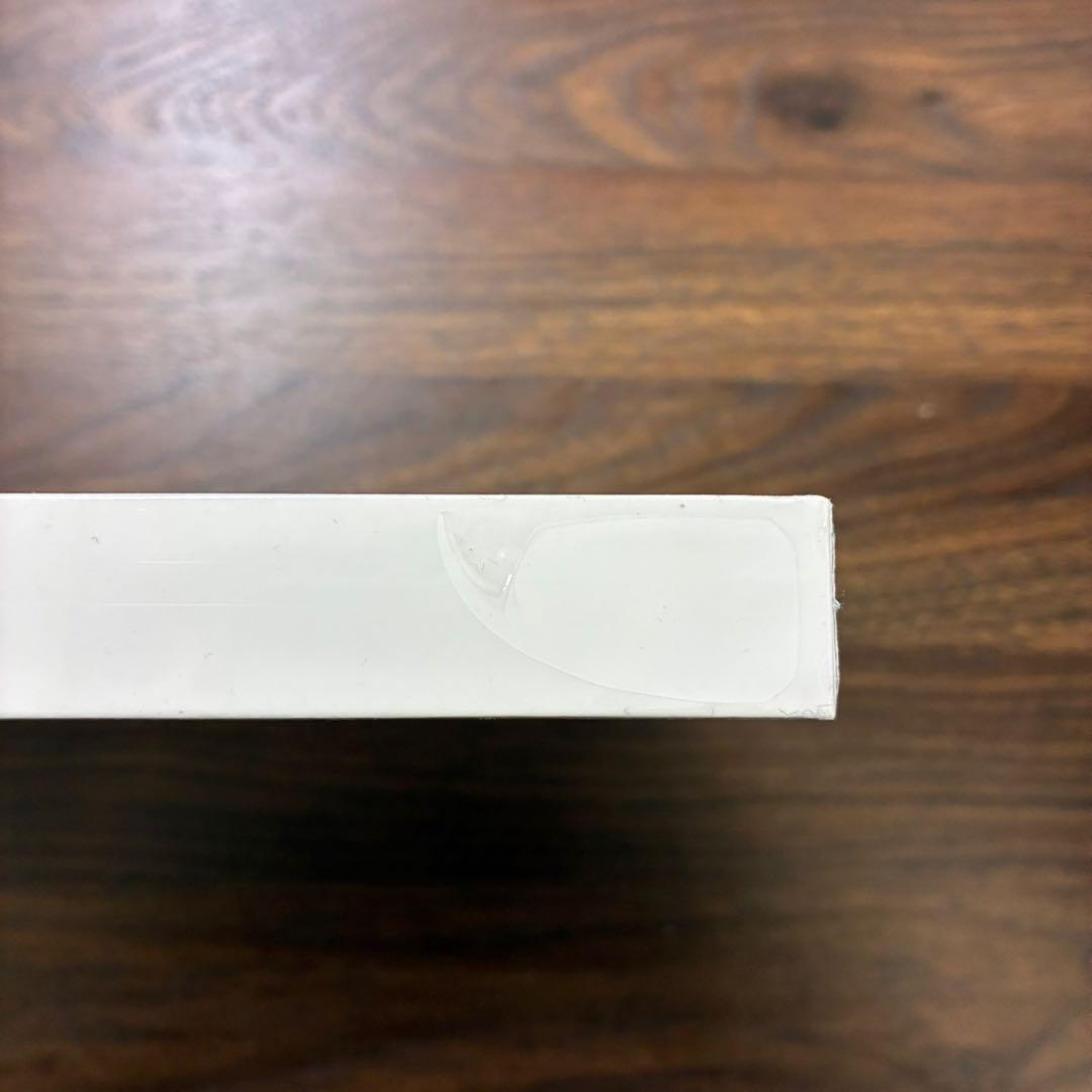 新品未使用品11インチマジックキーボード　MJQJ3J/A Apple