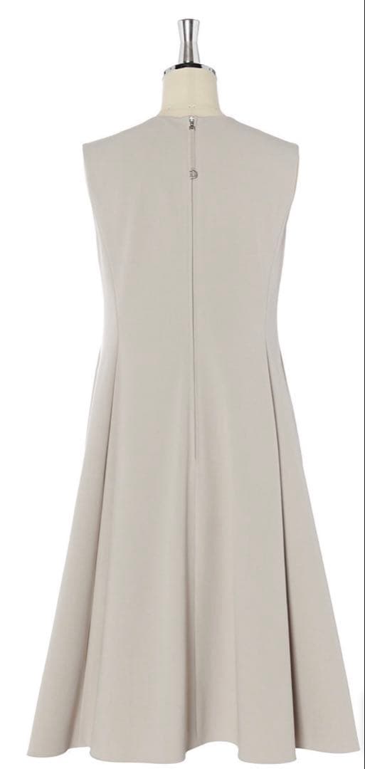 ⭐︎お取り置き⭐︎DAISY LIN Graceful Flare”４２新品未使用