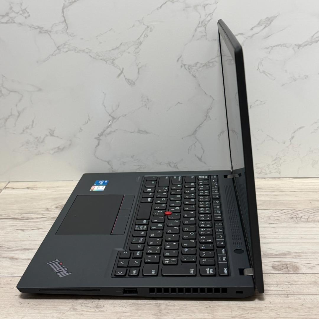 バッテリー良好！Lenovo ThinkPad X13Gen2 i5 11世代