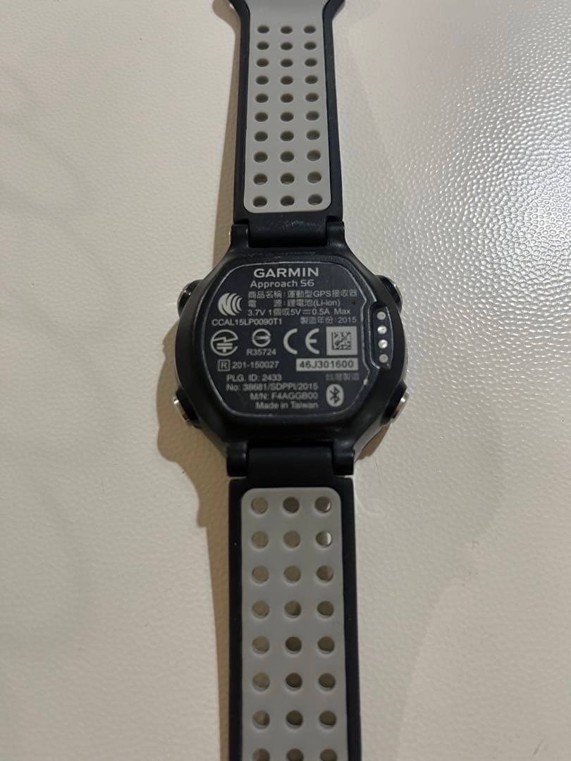 値下 Garmin Approach S6J Black 充電ケーブル付