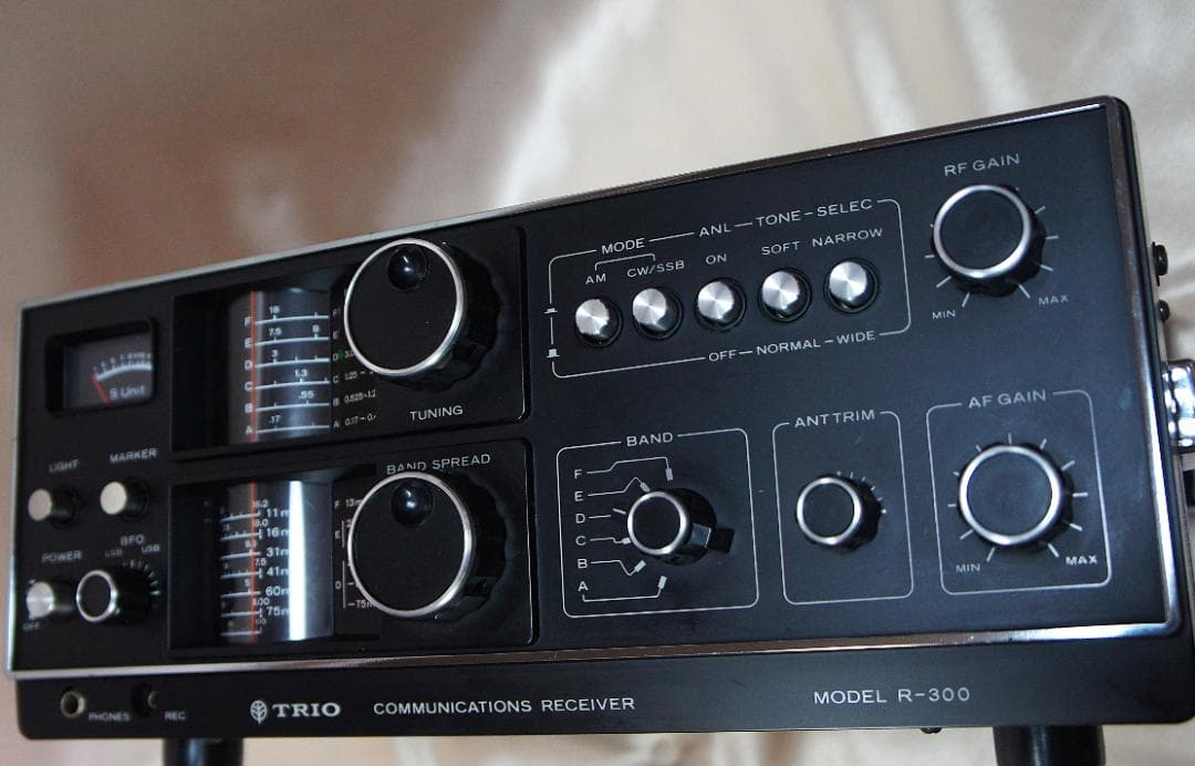 ☆綺麗☆受信整備品☆TRIOトリオ☆R-300☆受信機☆BCLラジオ☆