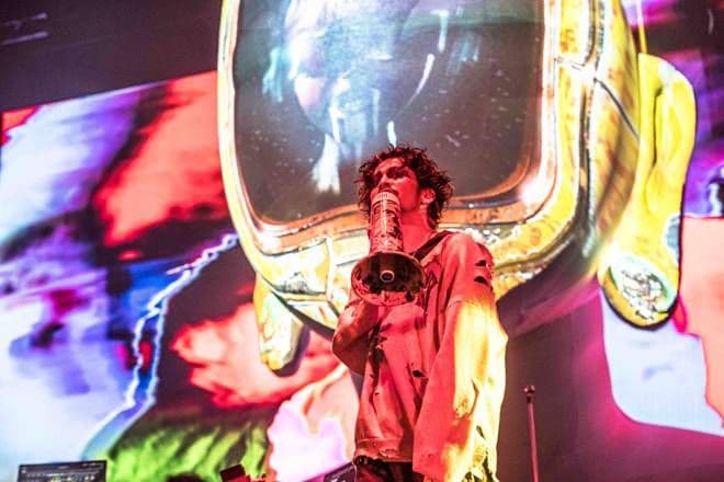 半壊 襤褸 クラッシュ NEW YORK ボロ加工 トレーナー 常田大希 XL