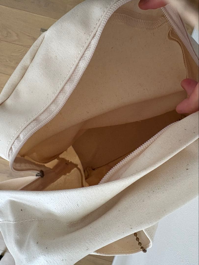 the superior laborホワイトキャンバスリュック