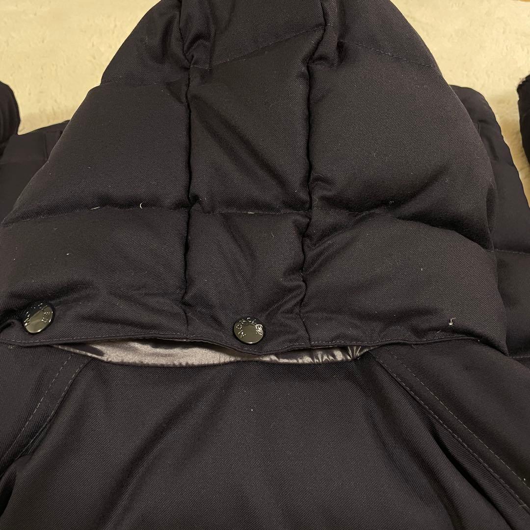 【格安ジャンク】モンクレール ダウン 紺色 セルフ補修あり 腕裏破れあり