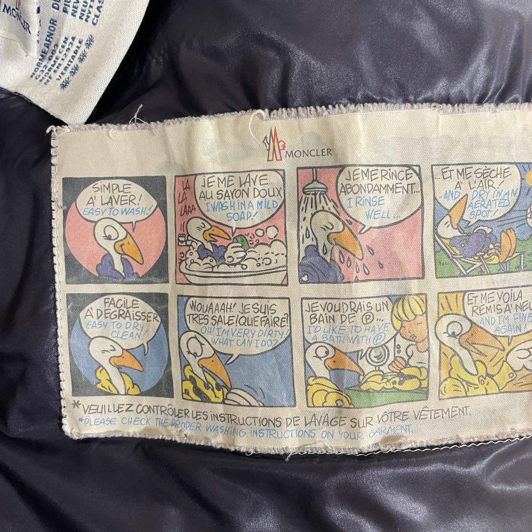 【格安ジャンク】モンクレール ダウン 紺色 セルフ補修あり 腕裏破れあり