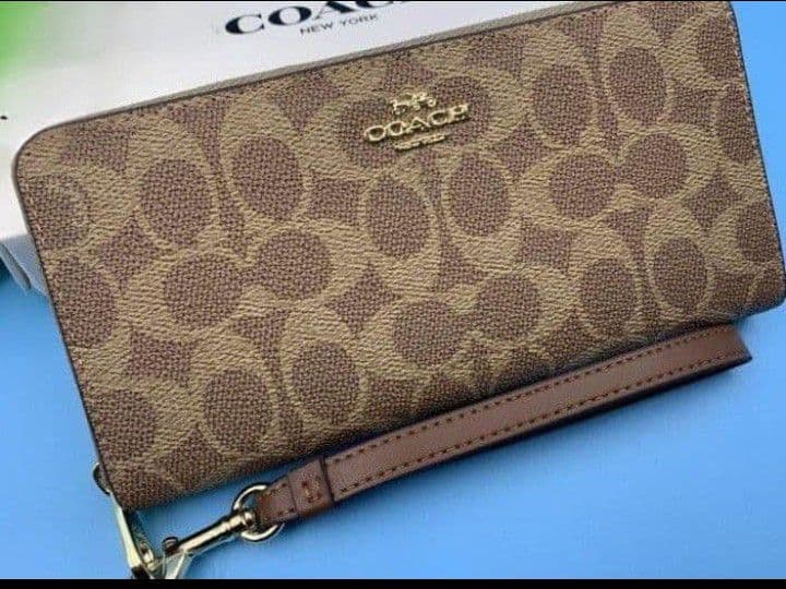 新品未使用コーチ長財布ブラウンシグネチャーレディースメンズ送料無料即日発送