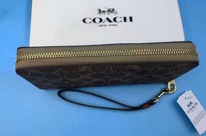 新品未使用コーチ長財布ブラウンシグネチャーレディースメンズ送料無料即日発送
