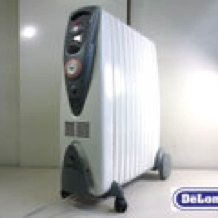 DeLonghi　デロンギ　HG010915EC　オイルラジエターヒーター