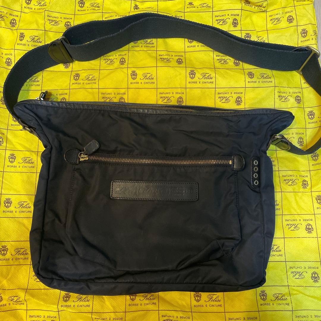 Felisl フェリージ　9362 DS ショルダーバッグ　ブラック　ナイロン
