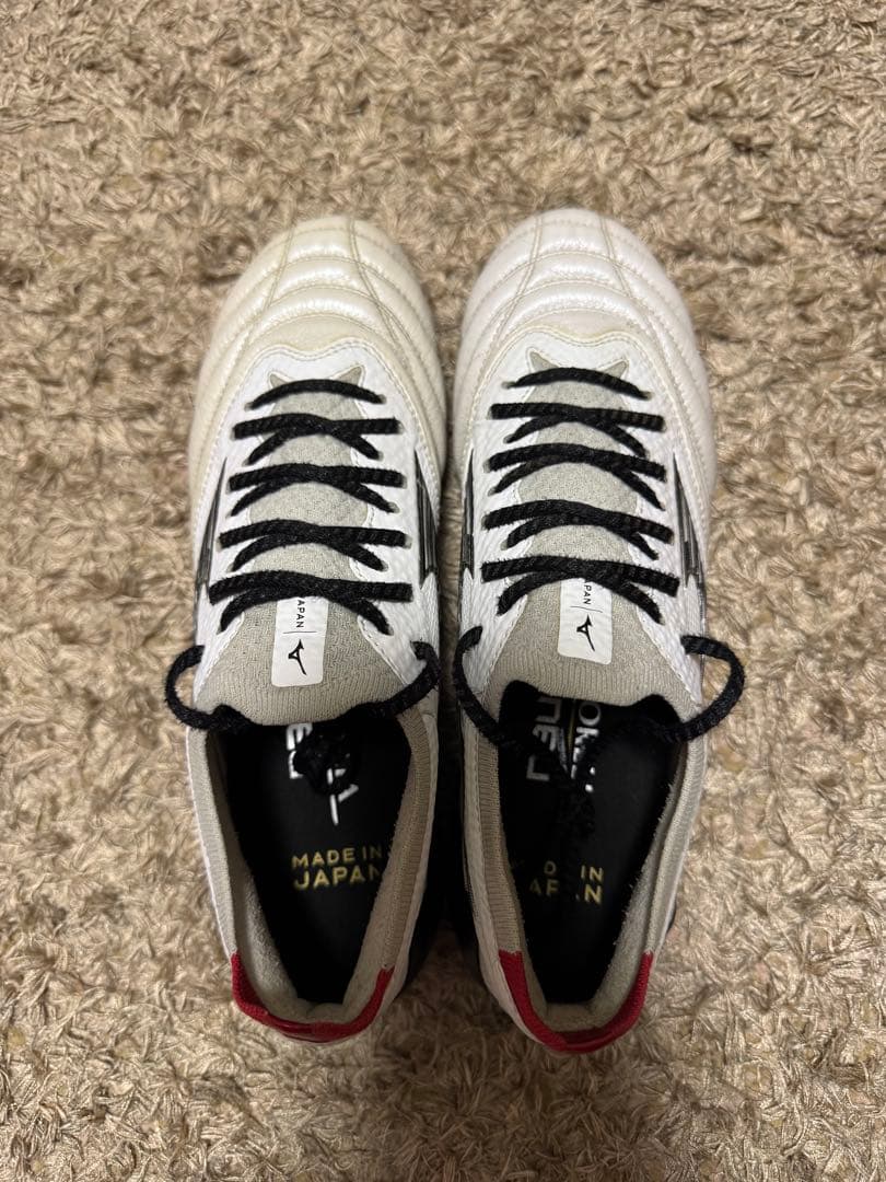 ミズノモレリアneo4βサッカーシューズ 24cm