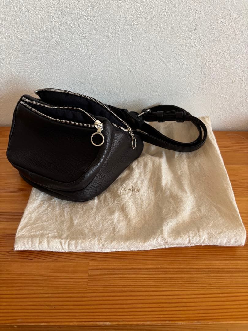 aetaアエタ　ウエストポーチブラックレザー ボディバッグ 保存袋付き